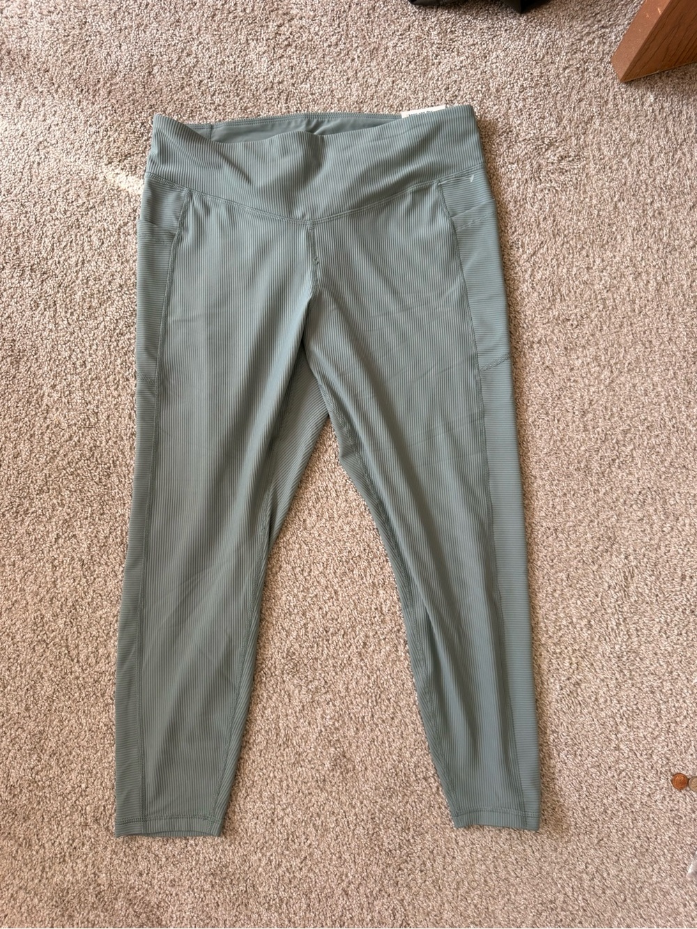 Old Navy Ribbed High-Waist Leggings in Sage Green